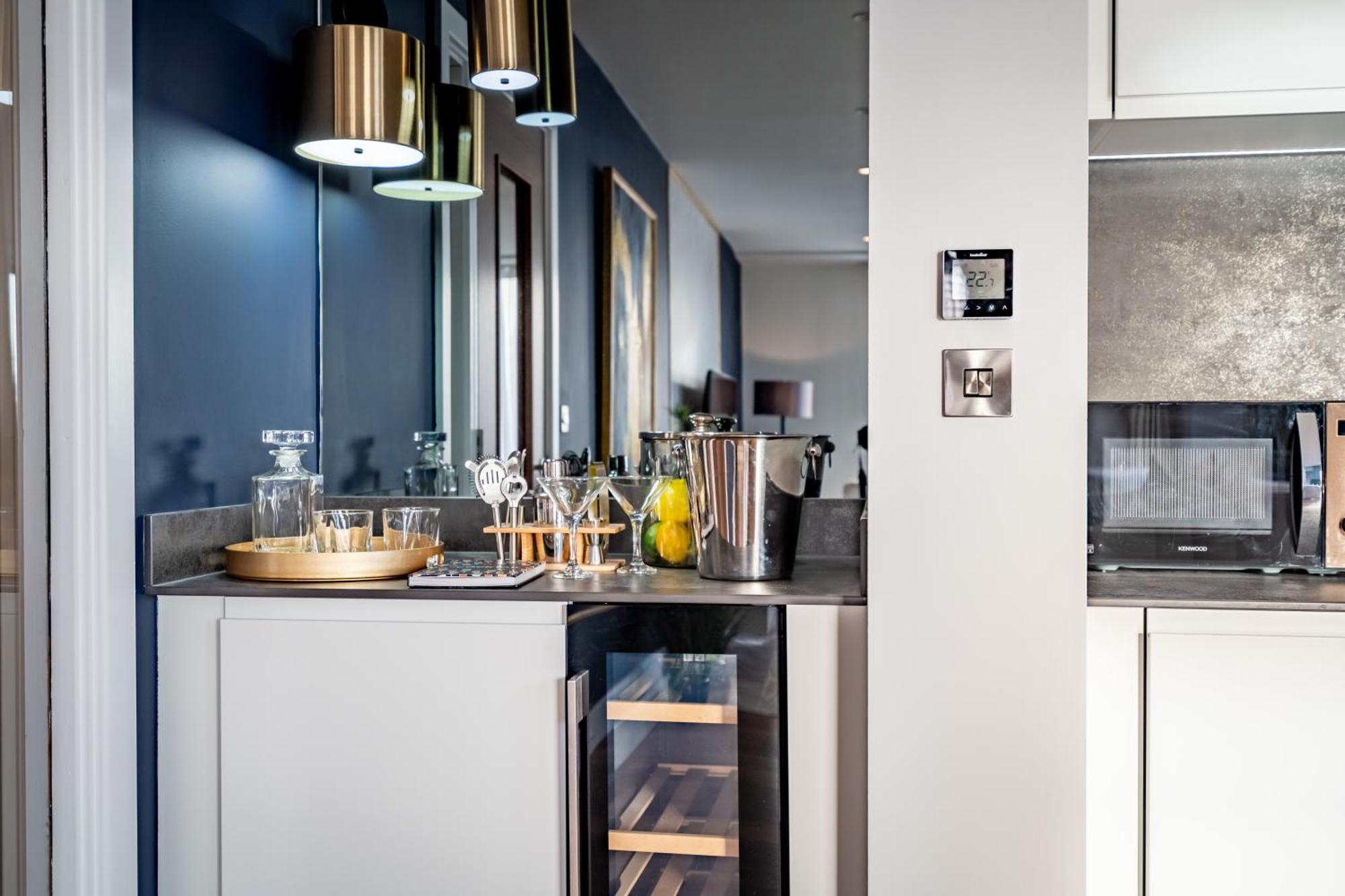 Four Zero Six @ Ryedale House Apartment ยอร์ค ภายนอก รูปภาพ
